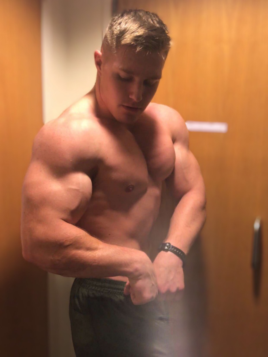 Bodybuilder Tyler Valenzia Goes Viral On TikTok