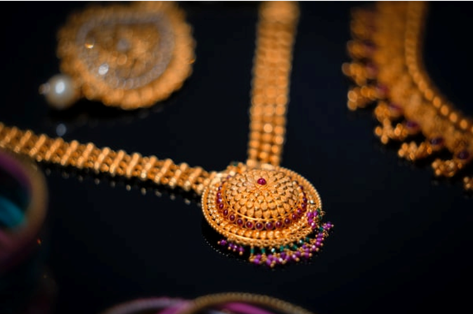 The History of Gold Jewelry